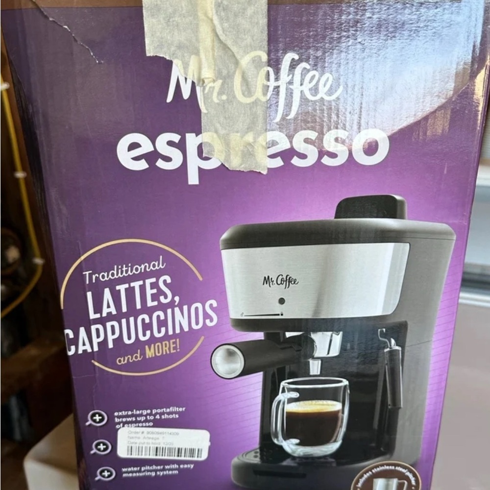 Mr. Coffee Espresso Machine in Black and Silver